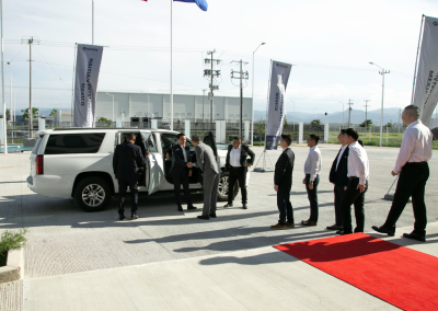 Visita embajador de China